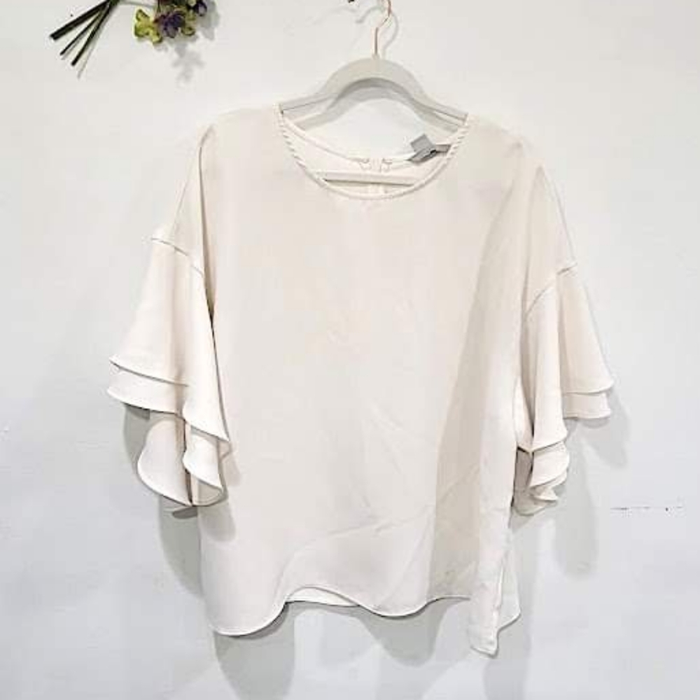 ▫️cream ruffle blouse▫️